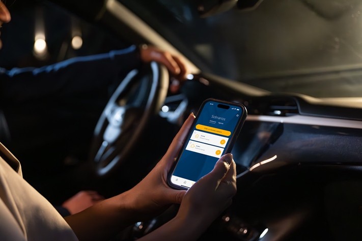 Pilotage smartphone portail et garage Somfy