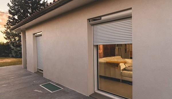 Pas de travaux volet roulant solaire Somfy