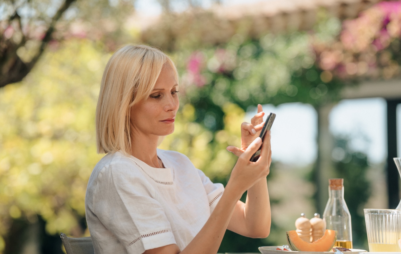 Isolation efficace des fenêtres ? Économisez de l'énergie avec une protection  solaire - Somfy